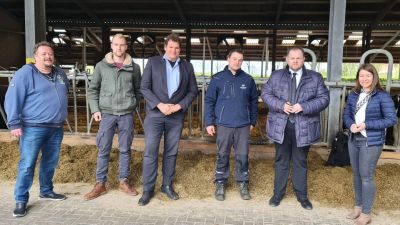 Engin Eroglu, MdEP besucht Landwirtschaftsbetrieb Böckenhoff in Dorsten
