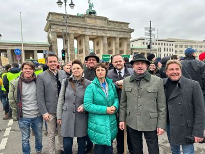 FREIE WÄHLER bei Landwirte-Demo in Berlin